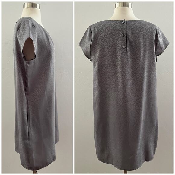 NEW Silence + Noise Animal Print Mini Shift Dress Pockets Metallic Gray Large - Picture 2 of 11